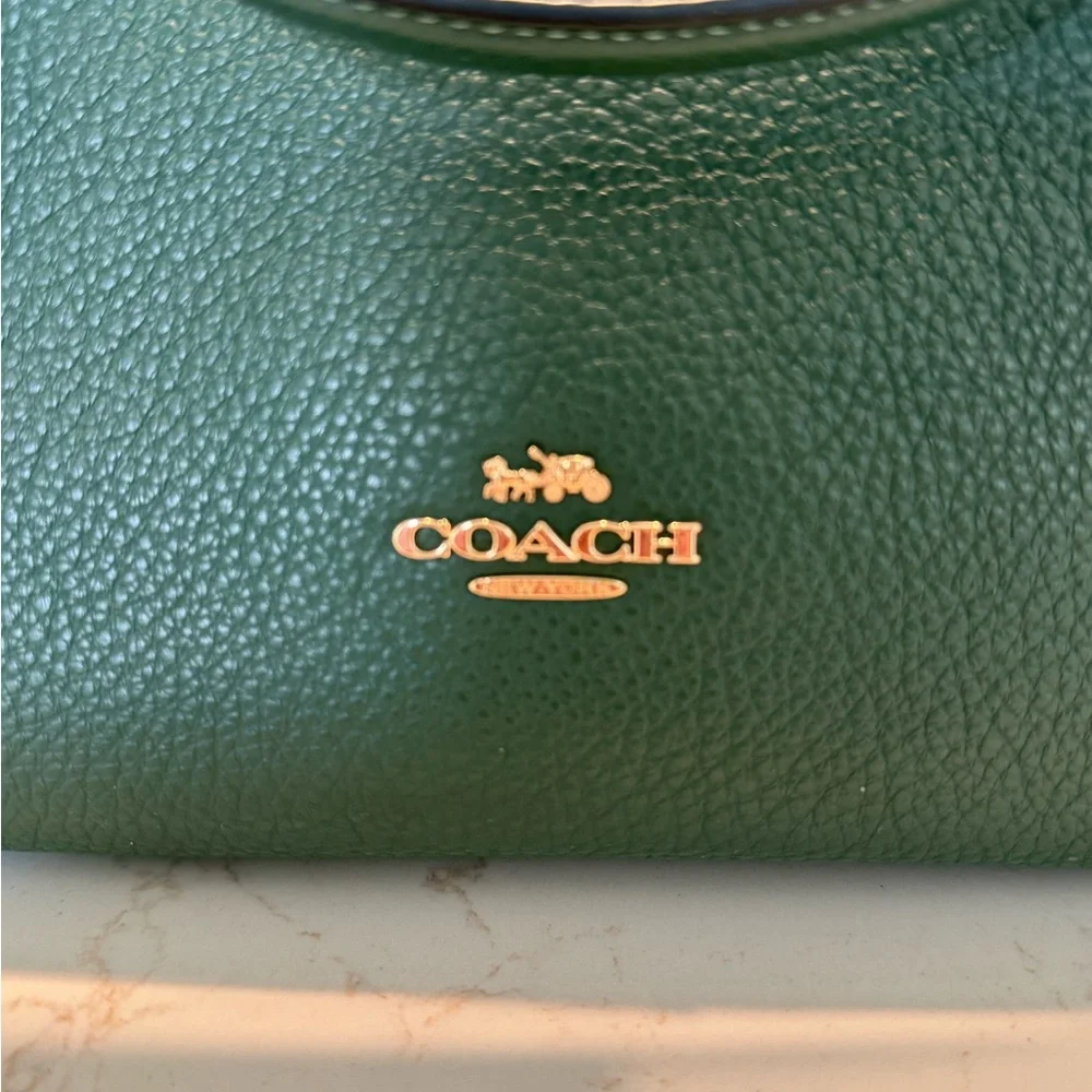 Coach Pebbled Leather Shoulder Bag in Deep Green with Gold Hardware - Picture 4 of 12